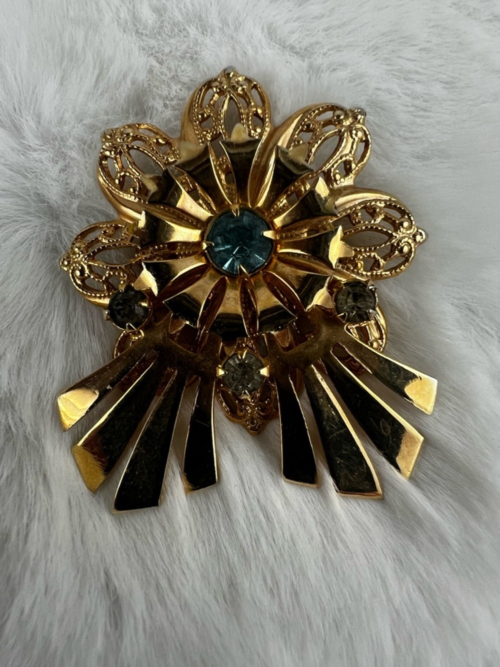 Vintage Art Deco Gold Tone w/ Rhinestone Brooch/Pendant